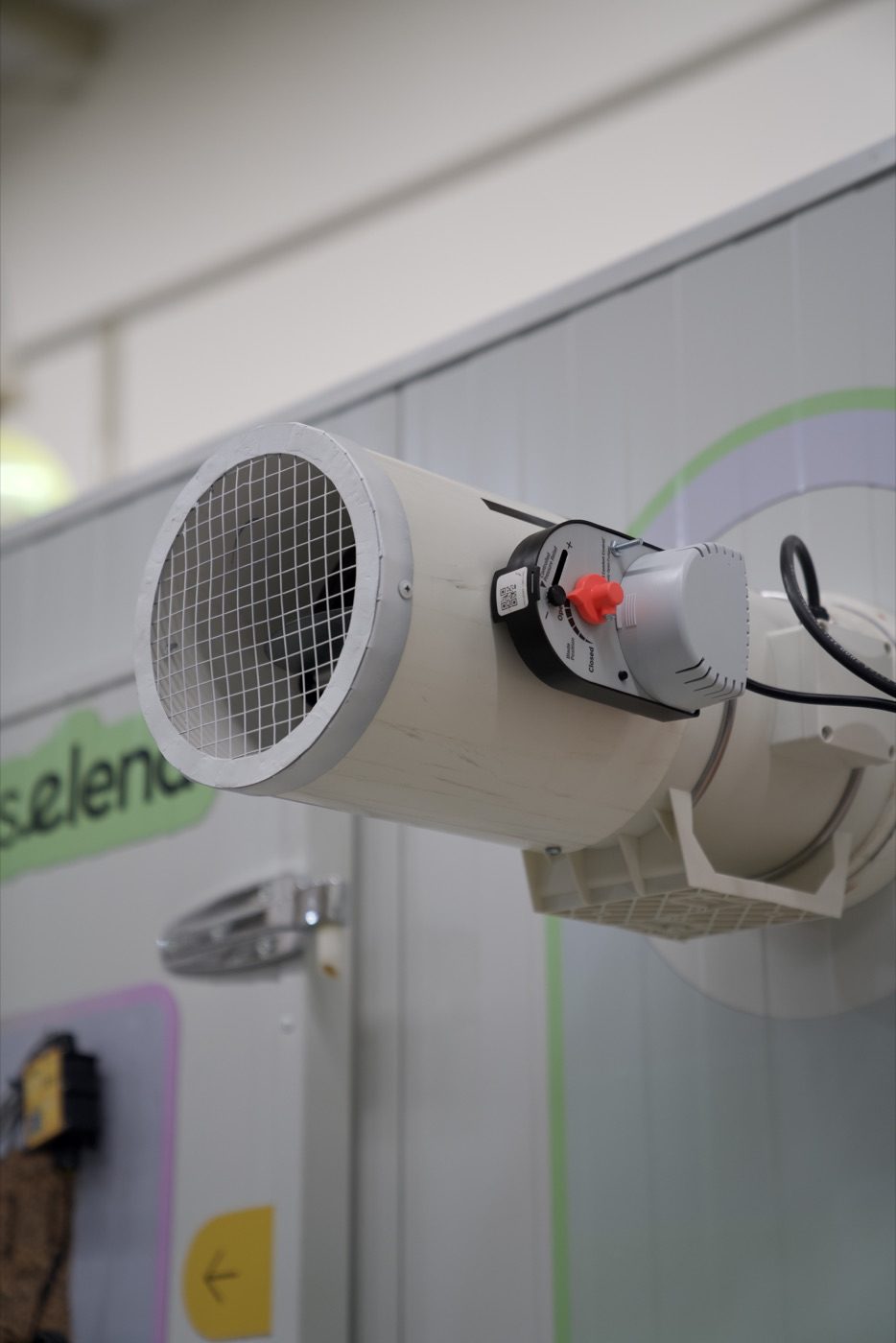 Componente instalado del sistema Actus de intercambio de aire para CO₂